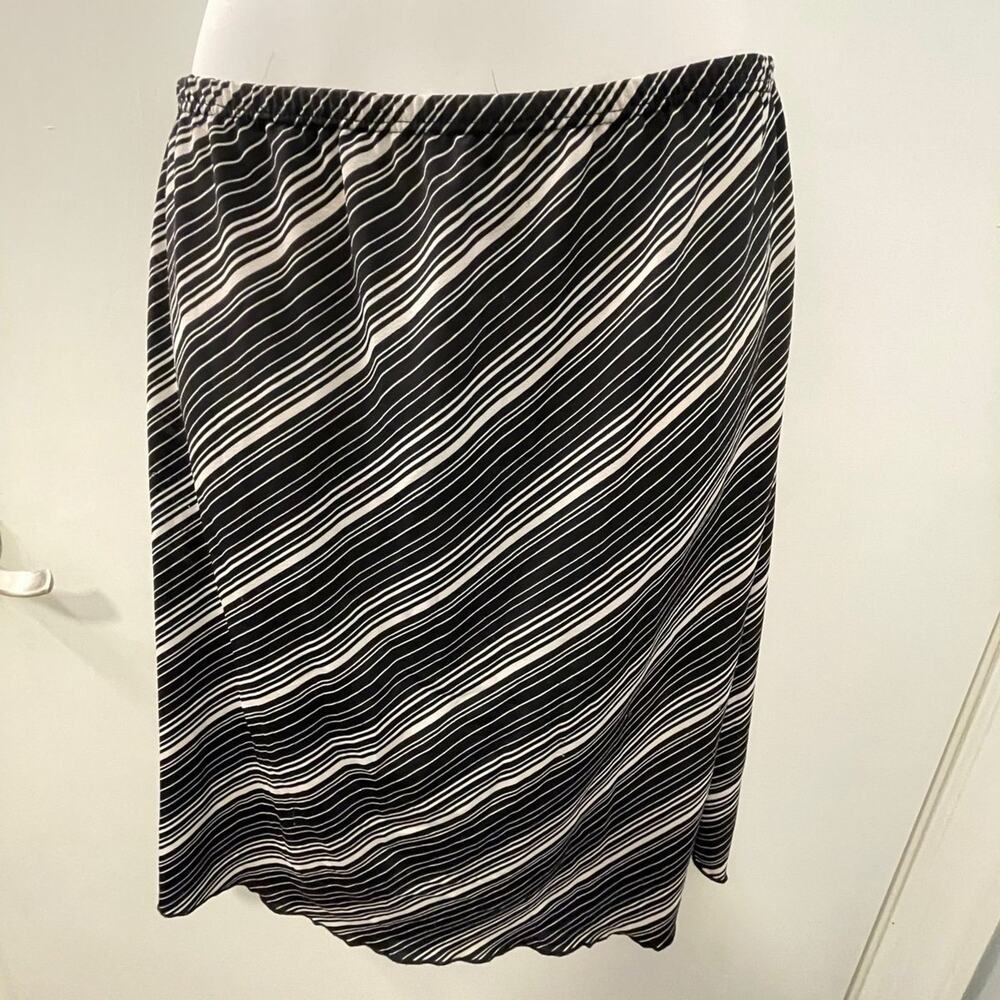 Black & white Striped Skirt, Medium